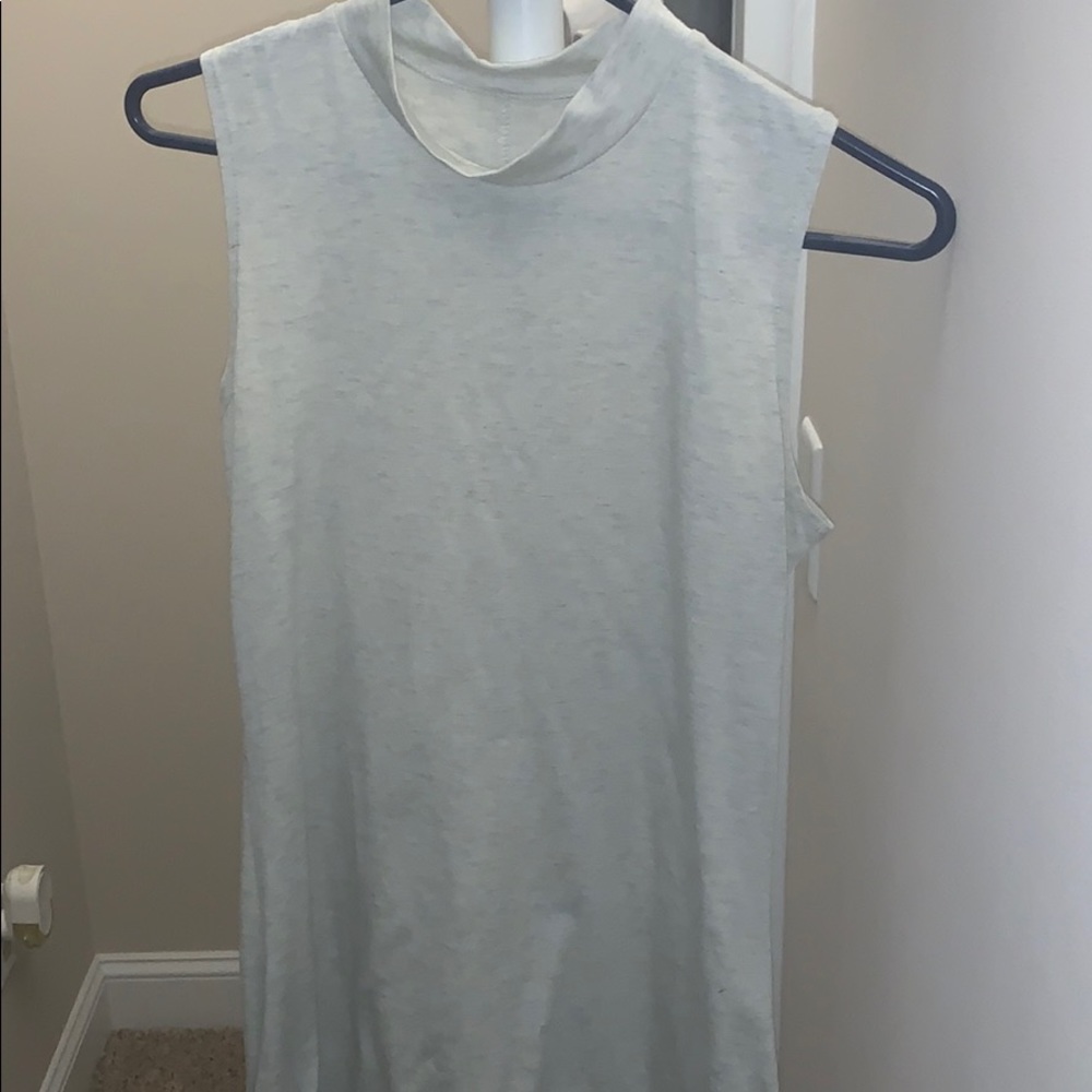 Women’s dress